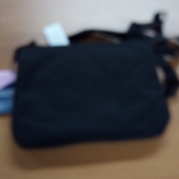 Vera Bradley utility small crossbody purse - Picture 4 of 4